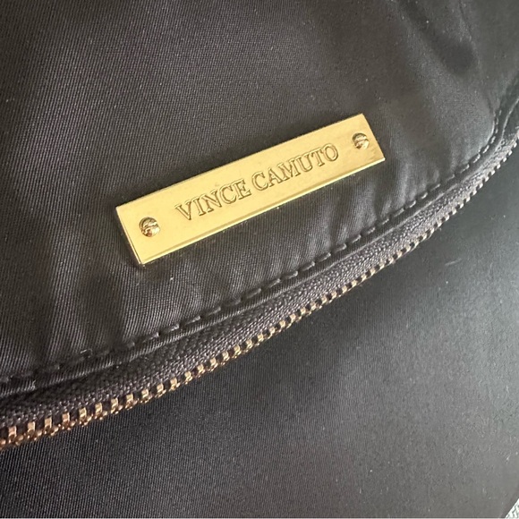 Vince Camuto black nylon shoulder bag - Picture 2 of 8